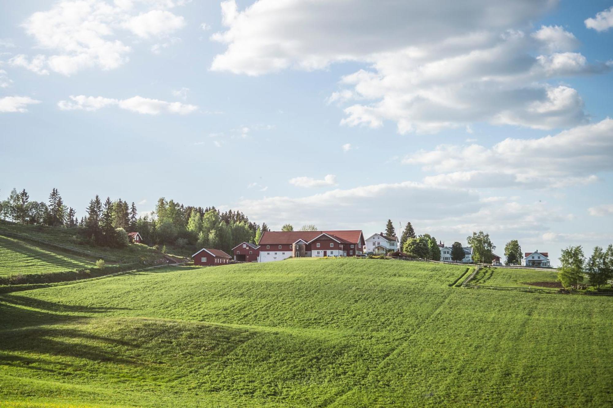 Helgaker Gard Hotel Gran Bagian luar foto